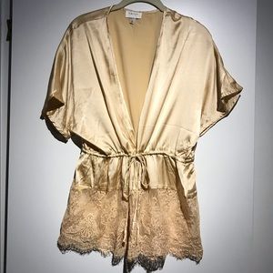 Harlyn/Anthropologie silk bed jacket. SZ Small